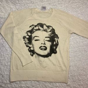 Marilyn Monroe long sleeve sweater